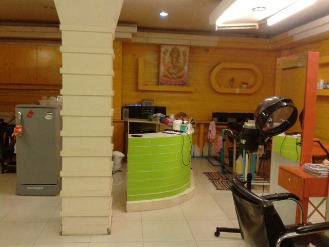 เซ้งร้านเสริมสวยด่วน